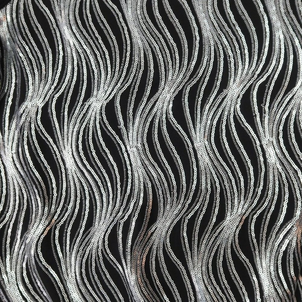 4/$25 KUT FROM THE KLOTH Size S Black Silver Sequin Crewneck Pullover Sweatshirt - Picture 3 of 4